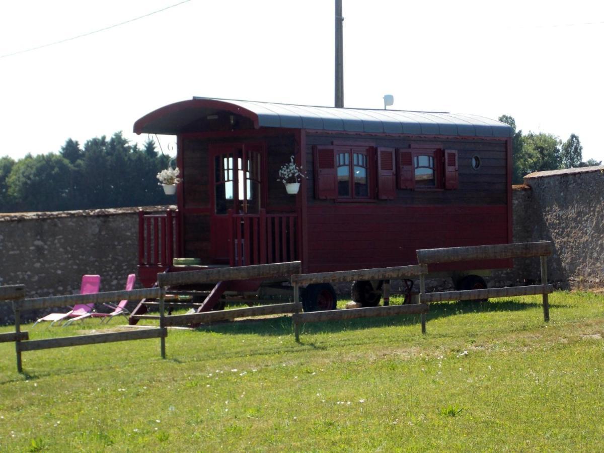 Bed and Breakfast Domaine Du Gue Du Roi Cléry-Saint-André Exterior foto